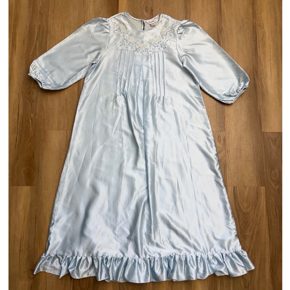 Vintage Vanity Fair Light Blue Satin Embroidered Nightgown Ruffle Hem Large‎